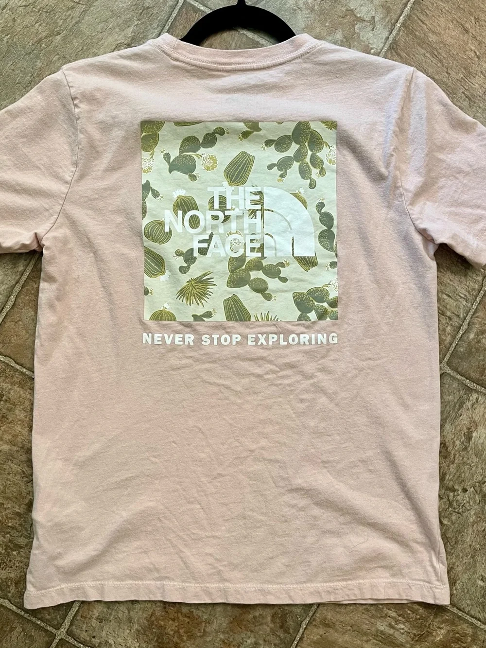 The North Face Women S Pink Cactus Box Logo Graphic Tee Never Stop Exploring EUC - Picture 2 of 12